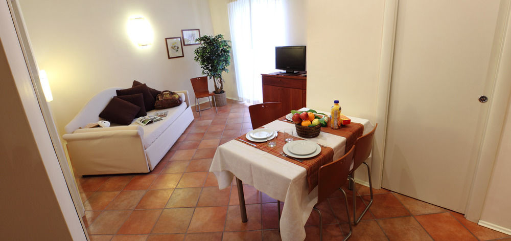 Residence Villa Firenze Alassio Extérieur photo